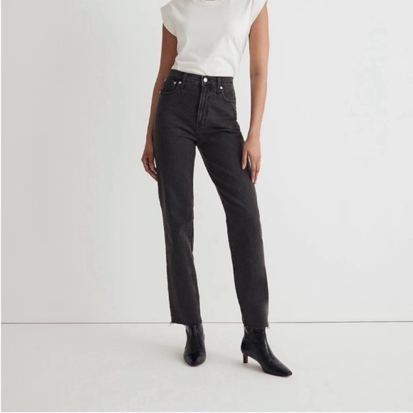 Madewell Perfect Vintage Straight Jeans Lunar Black Raw Hem Size 26 - Picture 1 of 7